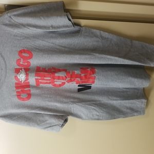 Large gray chicago jordan short sleeve shirt